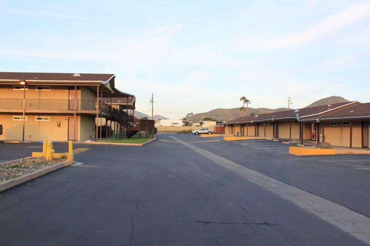 Menifee Inn ภายนอก รูปภาพ