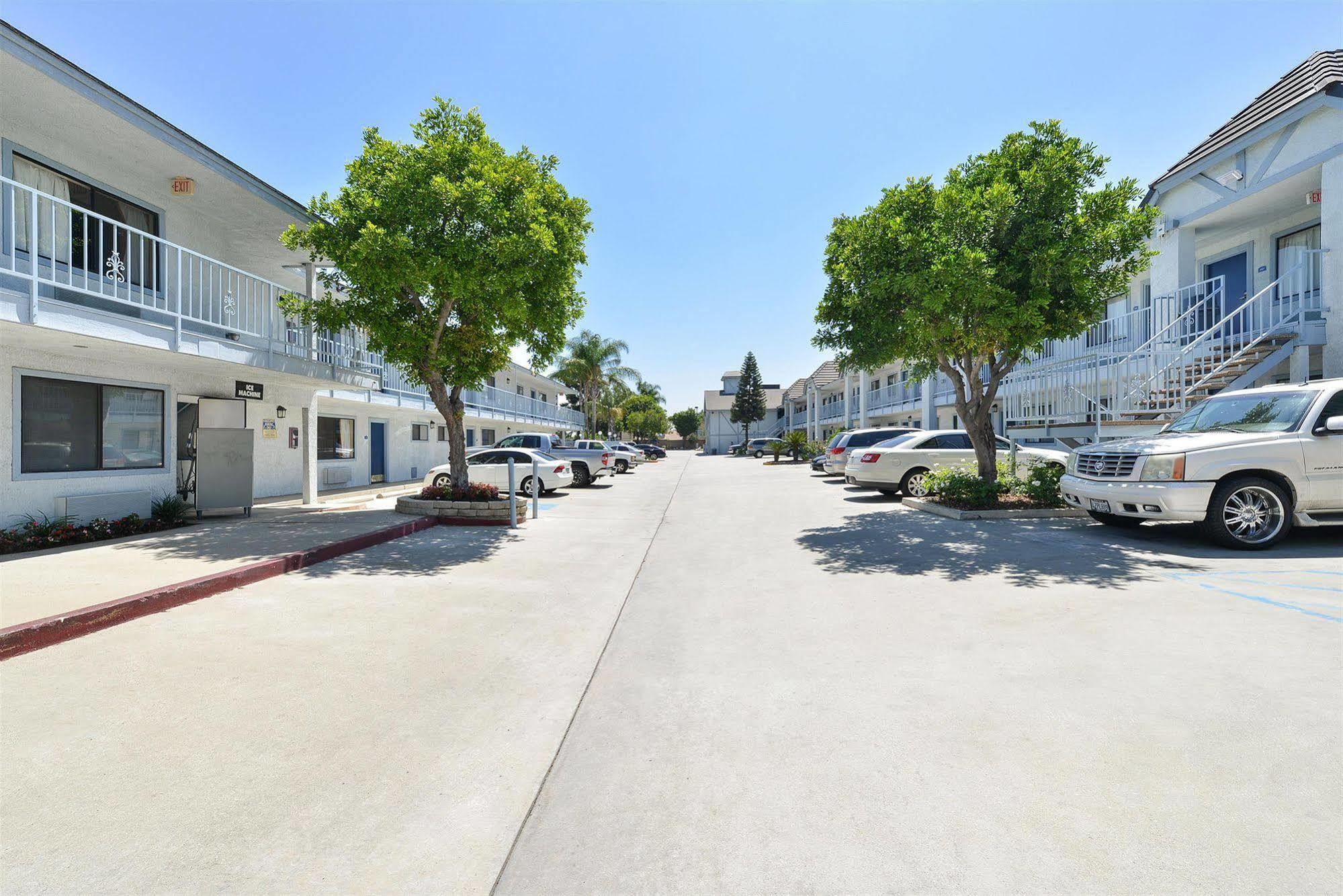 Menifee Inn ภายนอก รูปภาพ