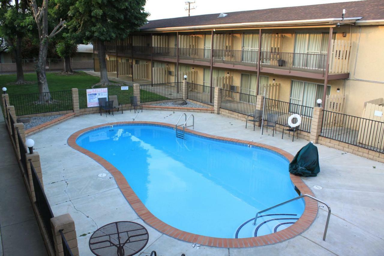 Menifee Inn ภายนอก รูปภาพ