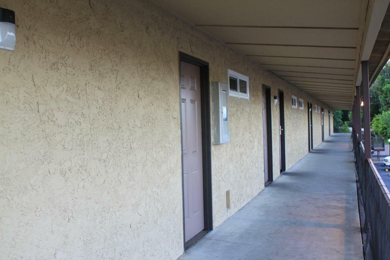 Menifee Inn ภายนอก รูปภาพ